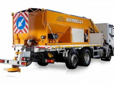Sararita Bombelli Mounty 8 cu motor Diesel de vanzare