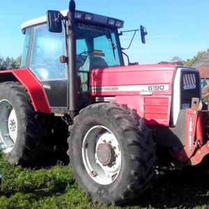 Tractoare Second Hand Utilben Importator Principal Si Dealer De Utilaje In Romania