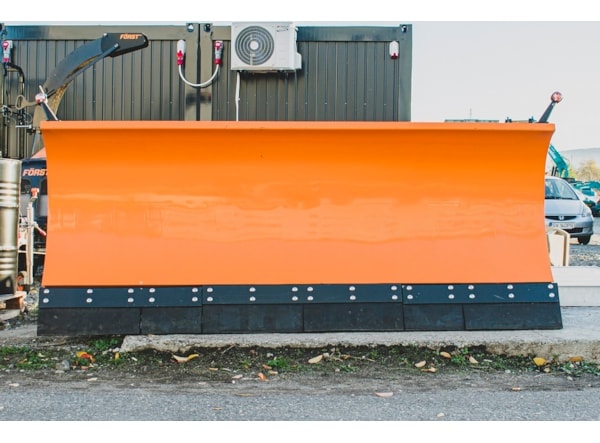 UtilMAX Dreapta 2300 mm -- Miniincarcator -- de vanzare