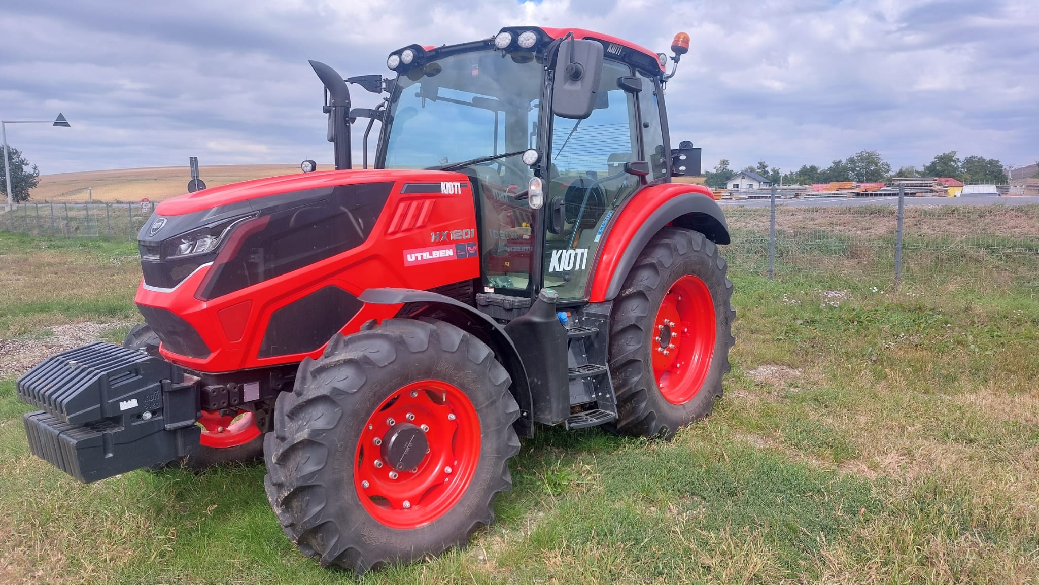Tractor Kioti HX 1201PC-EU NEW  DEMO 